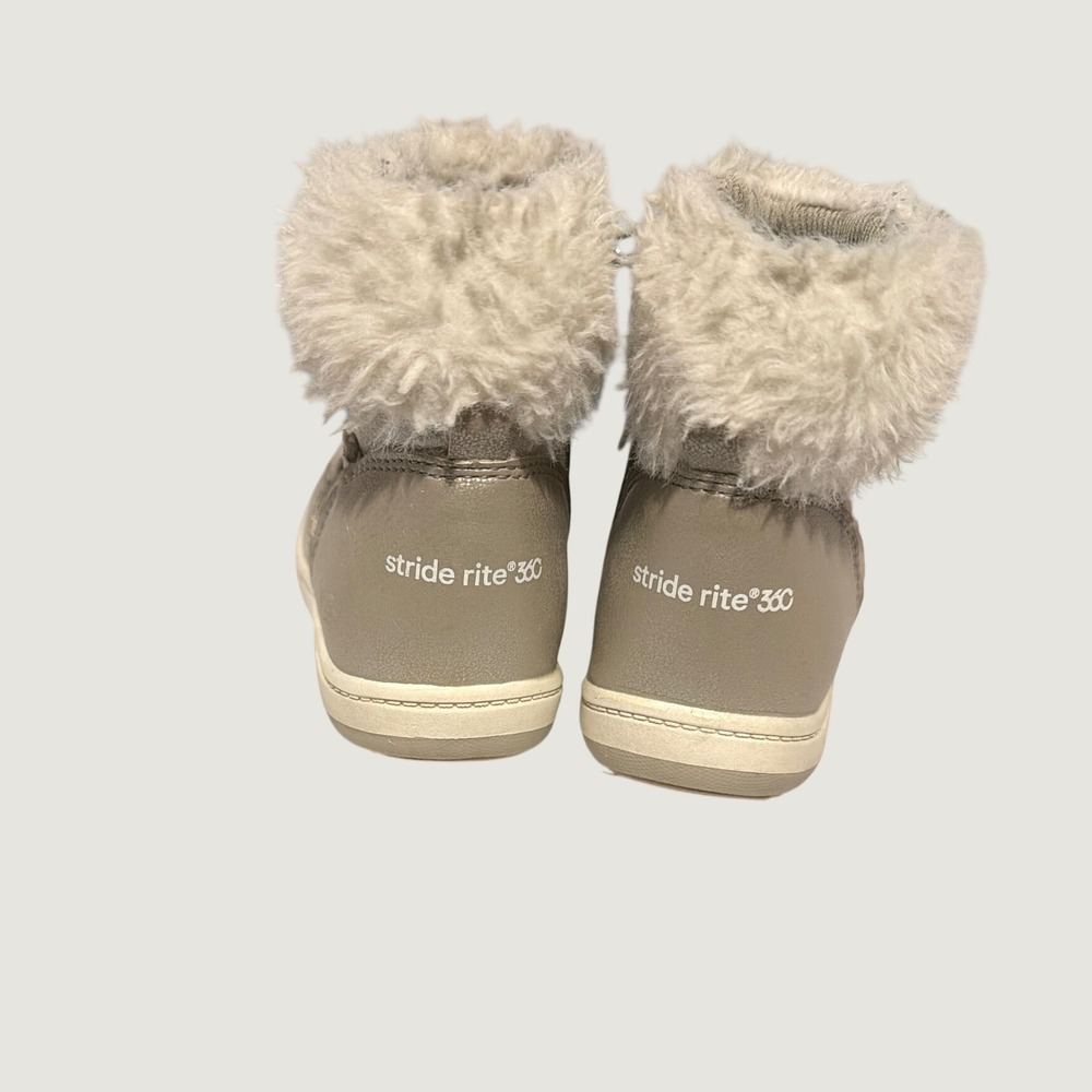 Stride Rite 360 Spruce Toddler Girls Boots Taupe Star Faux Fur Size 7M KG009901 - Picture 3 of 6